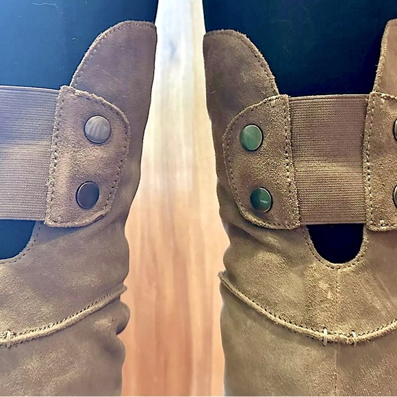 APEPAZZA ‘Amsterdam Power’ Above-Knee Wedge Heel Tall Boots. Grey Suede. - Picture 2 of 10